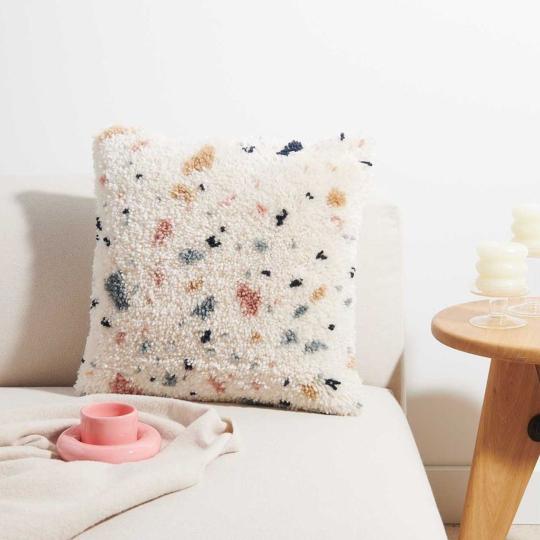 Terrazzo -  Kit Coussin Point noué - Rico Hooki Hooki