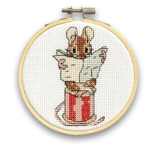 Kit de broderie au point de croix – Beatrix Potter – Tailor of Gloucester